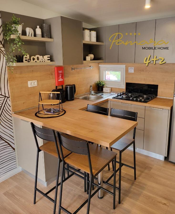 Pamara Mobile Home Biograd Na Moru Luaran gambar
